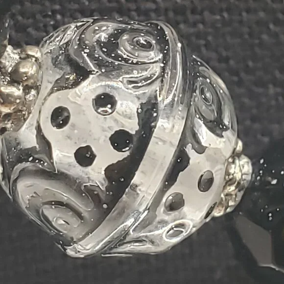 Vintage Black and Silver Fashion Necklace - Picture 7 of 10